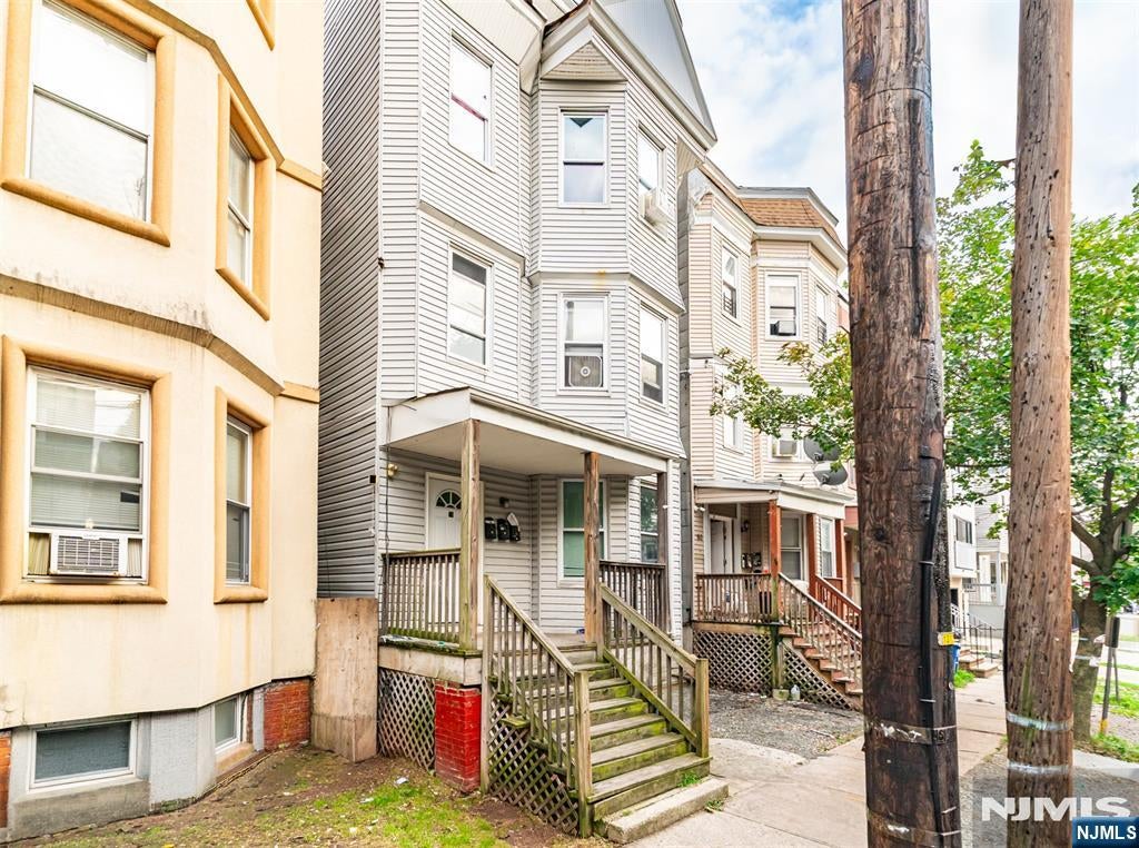 78 S 13th Street