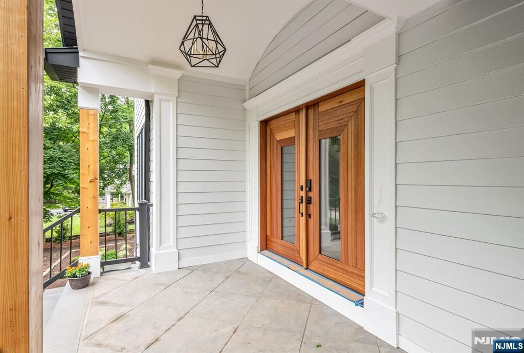 Photo of 455 Sunset Avenue, Haworth, NJ 07641 (MLS # 26014408)