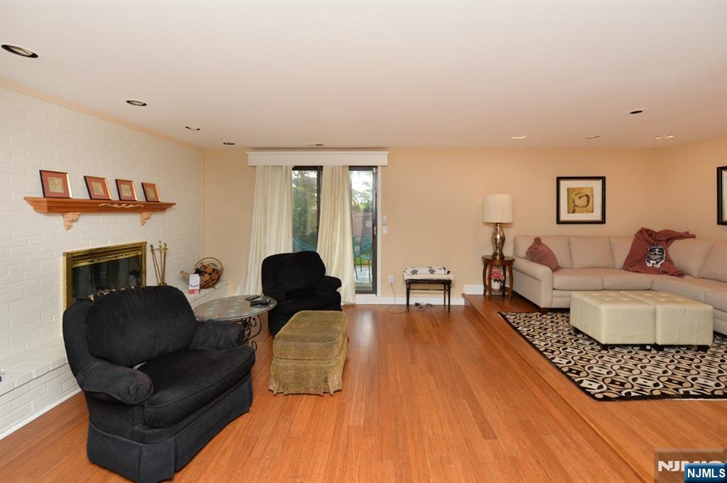 477 Piermont Avenue T477