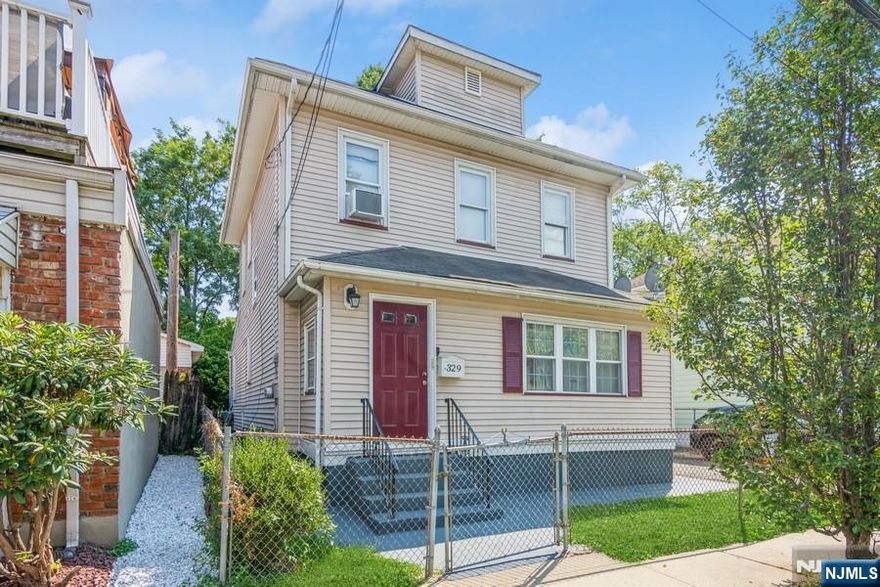 Open House this weekend Sat 3/8 from 2-4pm & Sun 3/9 from 1-3pm - This well-maintained 2-family home sits on a 50 x 134 Square Feet lot and offers a blend of comfort and convenience. Featuring 3 beds, 1 bath on the first floor, and 2 beds, 1 bath on the second, unfinished basement, a 2 car garage, 2 Storage Rooms in Back, and 5+ additional car parking spots ensure plenty of room for vehicles and storage. Located near Newark International Airport, South Mountain Reservation, Maplewood Country Club, Maplecrest Park, and Union Soccer Club, this home provides easy access to outdoor recreation and close proximity to major highways 78, 280, 22, and GSP