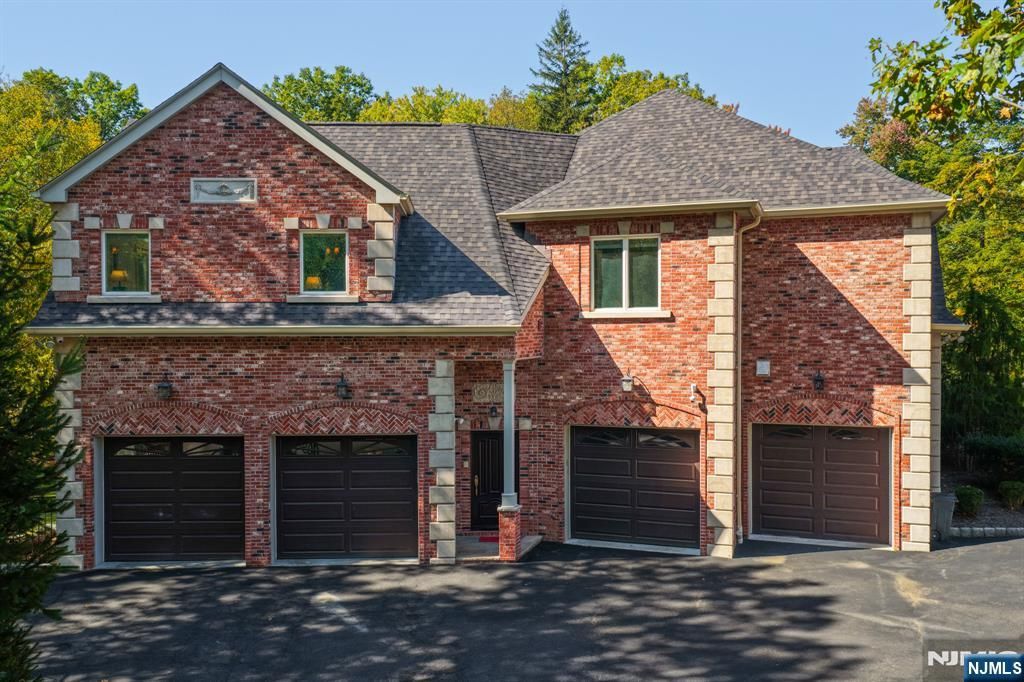 Photo of 14 Werimus Brook Road, Saddle River, NJ 07458 (MLS # 25033878)