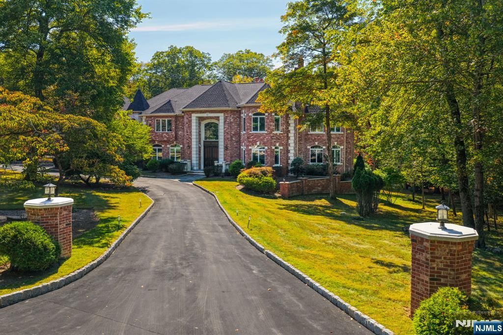Photo of 14 Werimus Brook Road, Saddle River, NJ 07458 (MLS # 25033878)