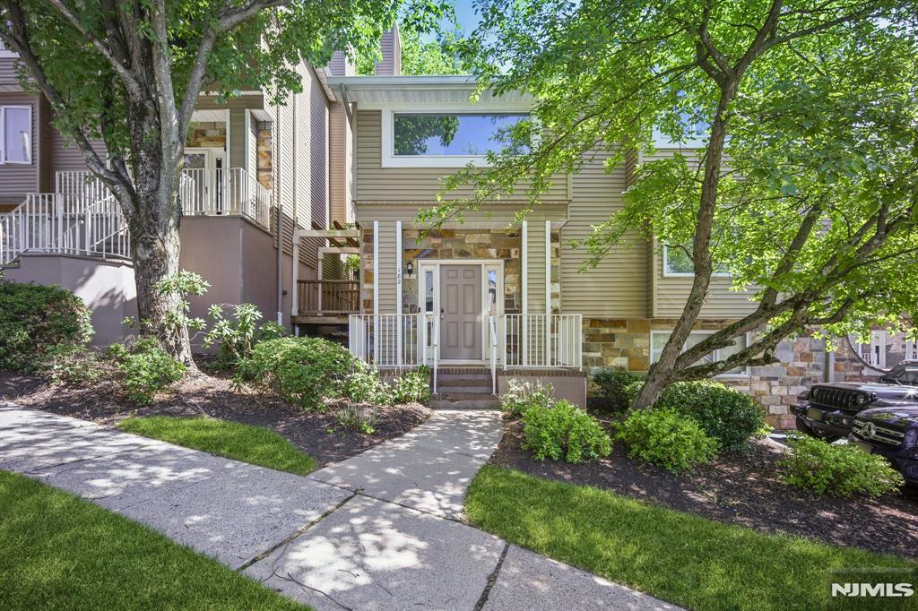 182 Clarken Drive