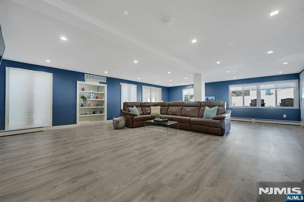 505 Fordham Place