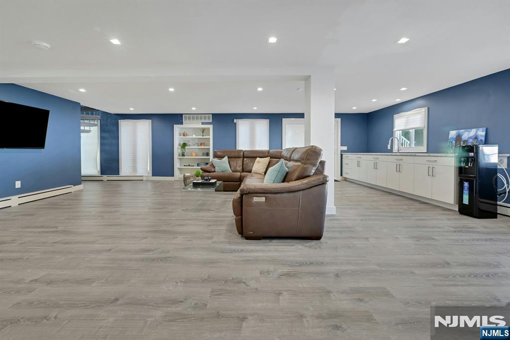 505 Fordham Place