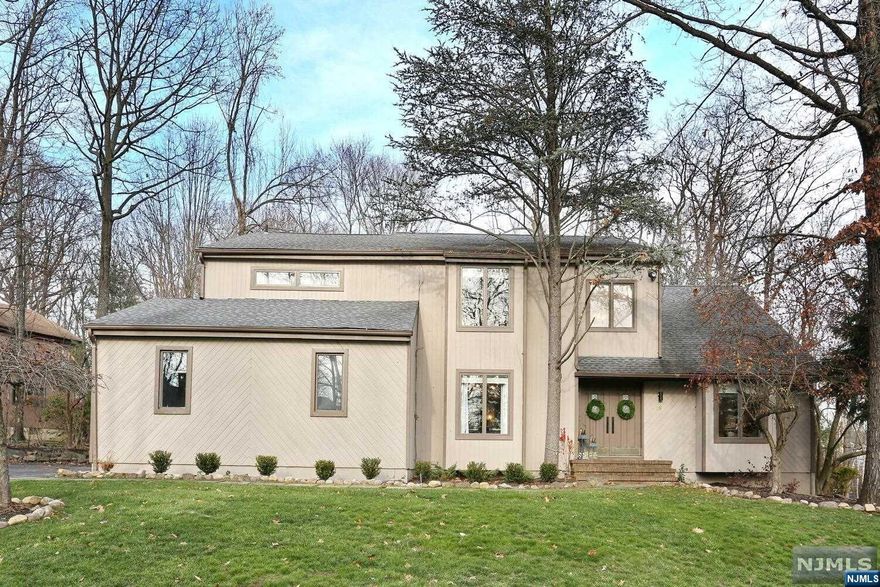 BACK ON MARKET DUE TO BUYER FAILING TO GET A MORTGAGE! COMPLETELY RENOVATED CENTER HALL COLONIAL FEATURING A FIRST FLOOR MASTER SUITE IN PRESTIGIOUS INDIAN FIELD! THIS HOME FEATURES AN OPEN CONCEPT FLOOR PLAN WITH VAULTED CEILINGS, LARGE EAT IN KTICHEN WITH QUARTZ COUNTERTOPS, STAINLESS STEEL APPLIANCES, CENTER ISLAND AND TILED BACKSPLASH, POWDER ROOM, LIVING ROOM WITH FIREPLACE, BANQUET SIZED DINING ROOM, MASTER SUITE WITH 2 LARGE WALK IN CLOSETS, HUGE MASTER BATH, DOUBLE VANITY AND LARGE SHOWER STALL WITH TWO SHOWER HEADS, THREE ADDITIONAL OVERSIZED BEDROOMS AND FULL BATH. ADDITIONAL FEATURES INCLUDE, NEW CENTRAL AIR CONDITIONING, HARDWOOD FLOORING THROUGHOUT, NEW WINDOWS, TWO CAR GARAGE, NEWLY SEALED DRIVEWAY, NEWER LANDSCAPING ON LARGE PROPERTY AND MORE! TOO MUCH TO LIST. UNPACK YOUR BAGS AND MOVE RIGHT INTO THIS GEM OF A HOME! ENJOY POOL, CLUBHOUSE AND TENNIS COURTS FOR $179 PER MONTH.