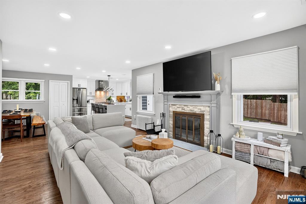 6 Estler Lane