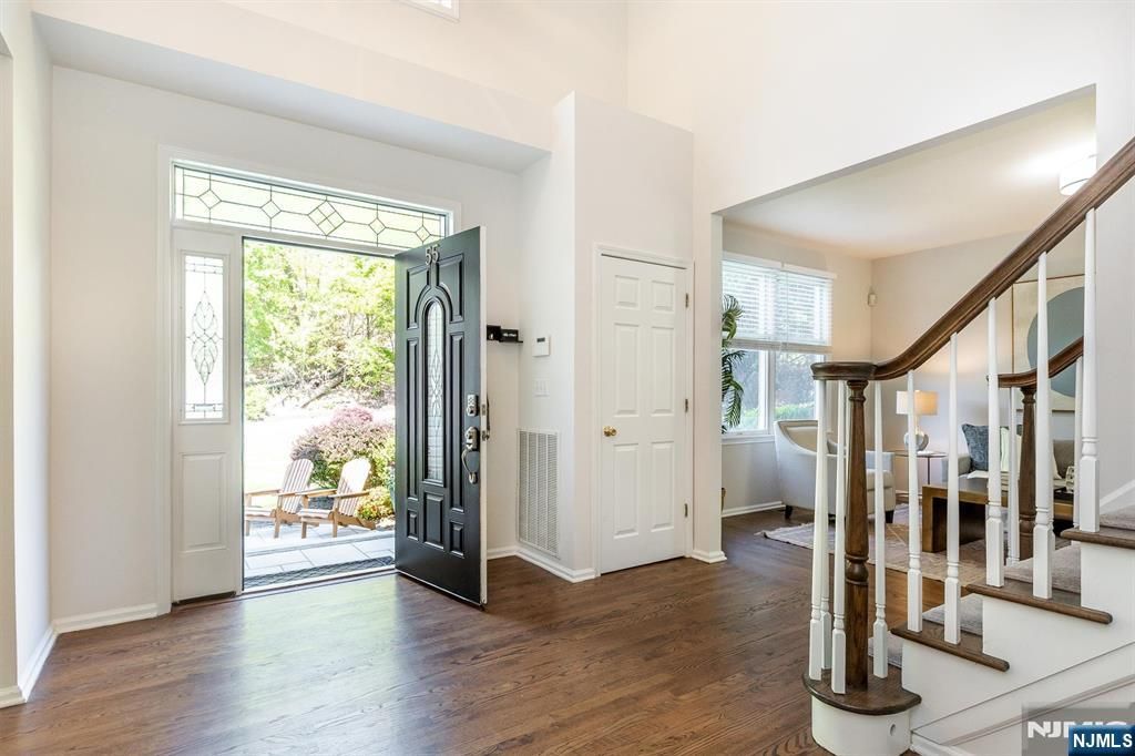 Photo of 55 Highwood Road, West Orange, NJ 07052 (MLS # 26016262)