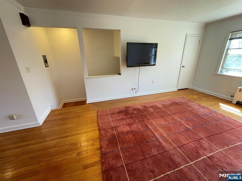 151 E Palisade Avenue C2