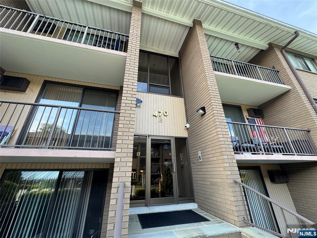 470B Liberty Street 308
