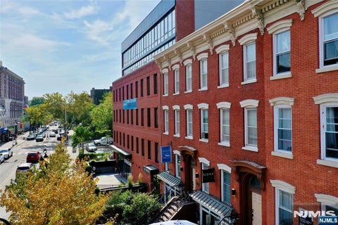 Photo of 673 Bergen Avenue #2D, Jersey City, NJ 07304 (MLS # 26038251)