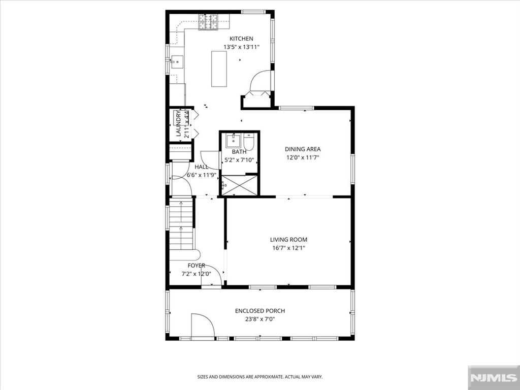 Main image without alt text