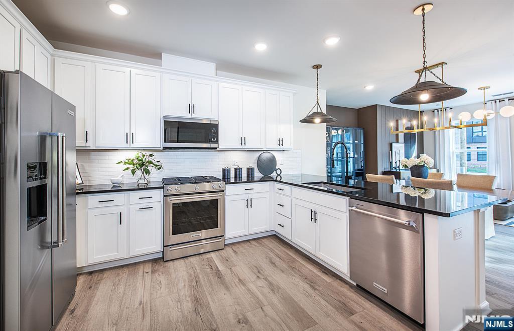 55 Passaic Avenue 400 Sycamore St