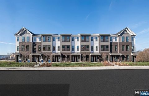 Photo of 55 Passaic Avenue #400 Sycamore St, Kearny, NJ 07032 (MLS # 26013192)