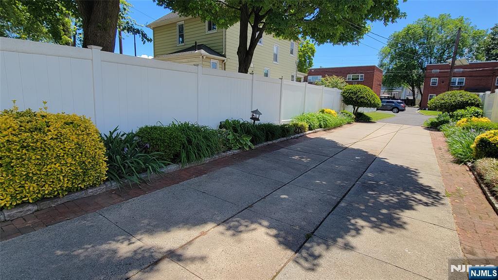 23 Terhune Street