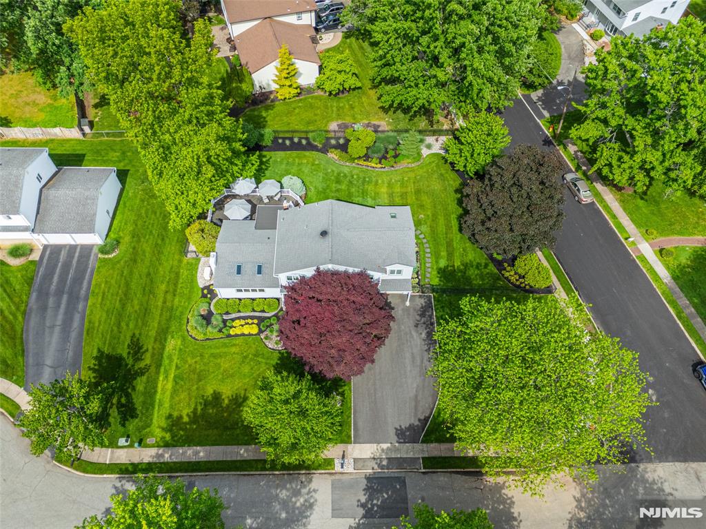 22 Woodbine Trail