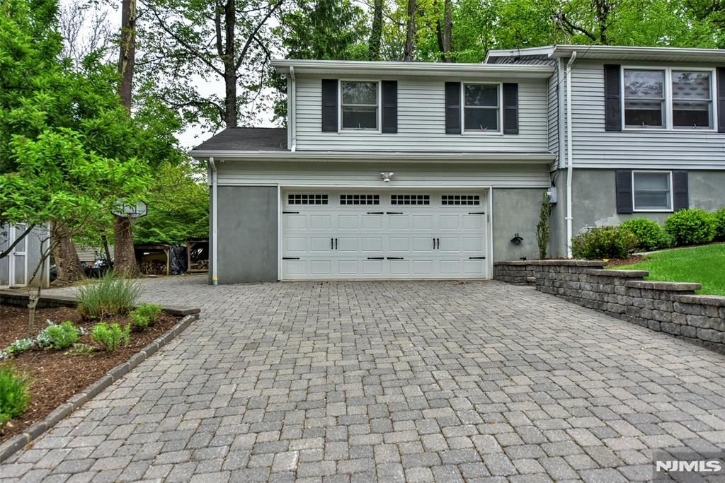 Photo of 50 Seminole Avenue, Oakland, NJ 07436 (MLS # 26017322)