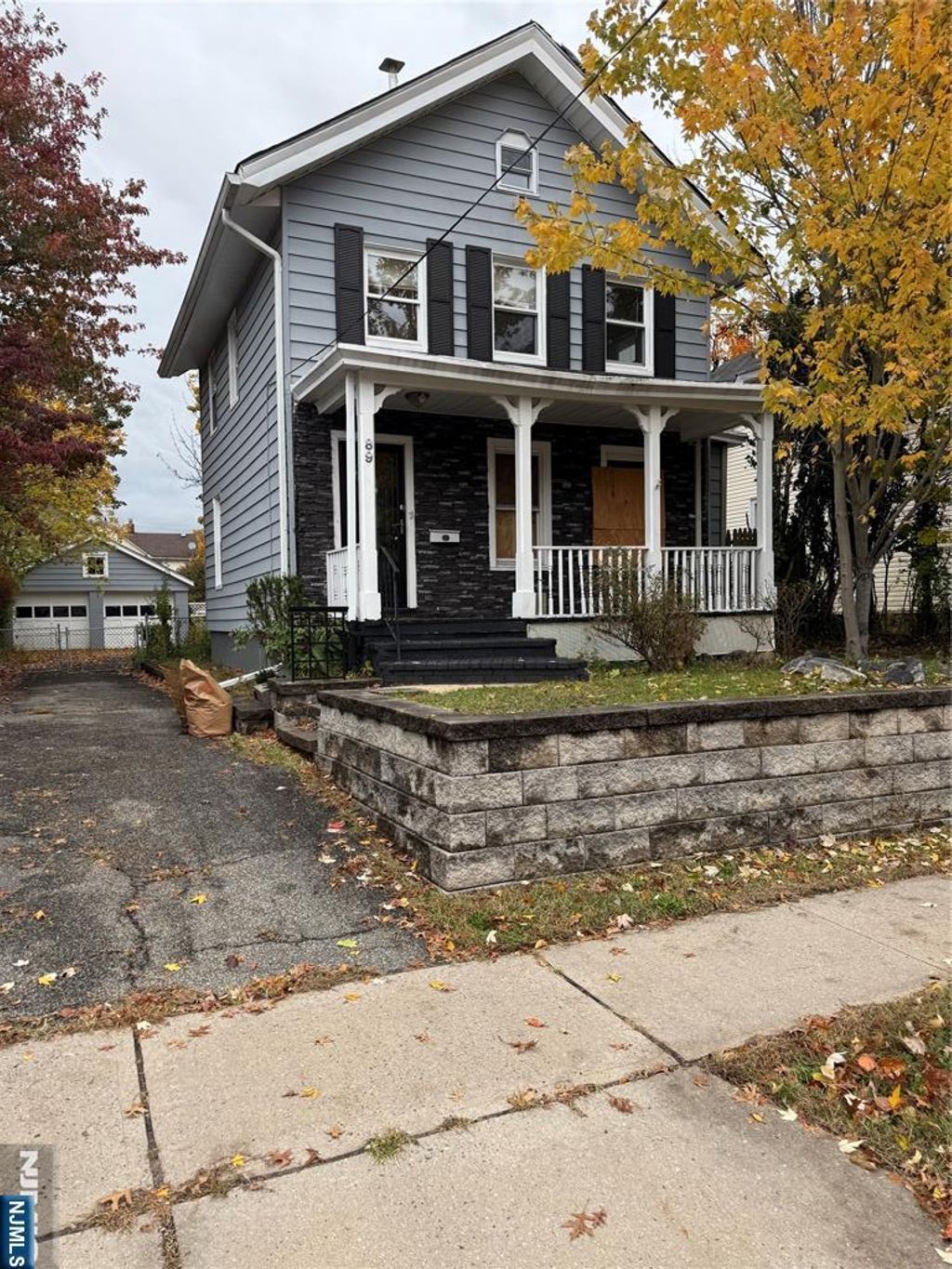 Photo of 89 W Hamilton Avenue, Englewood, NJ 07631 (MLS # 25039883)