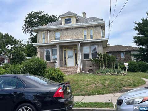 Photo of 156 Brown Ave, Prospect Park, NJ 07508 (MLS # 26021007)