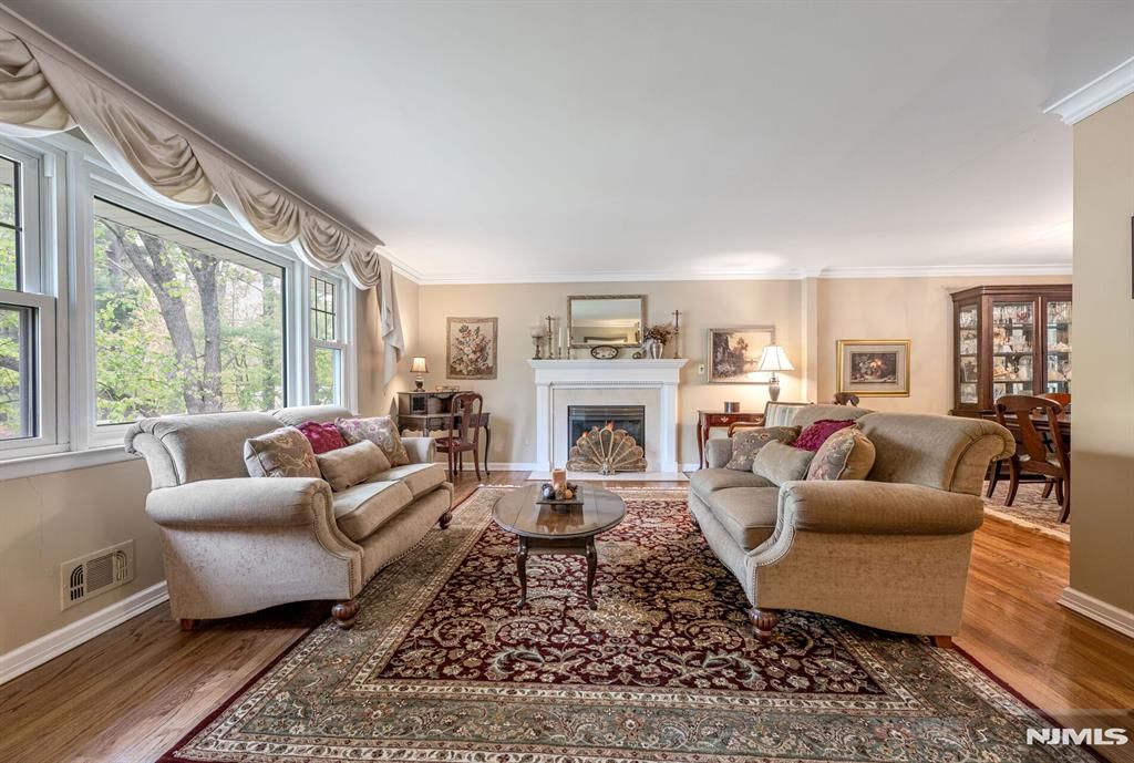 Photo of 485 Eisenhower Court, Wyckoff, NJ 07481 (MLS # 26012488)