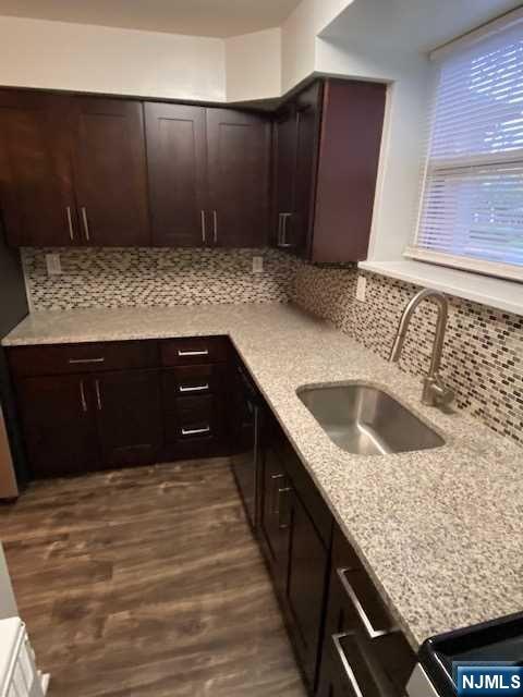 280-320 Oak Street 306TG