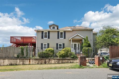 Photo of 45 Katz, Paterson, NJ 07522 (MLS # 25027314)