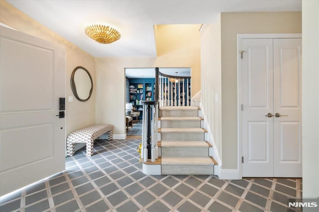 Photo of 26 Laurie Drive, Englewood Cliffs, NJ 07632 (MLS # 26006128)