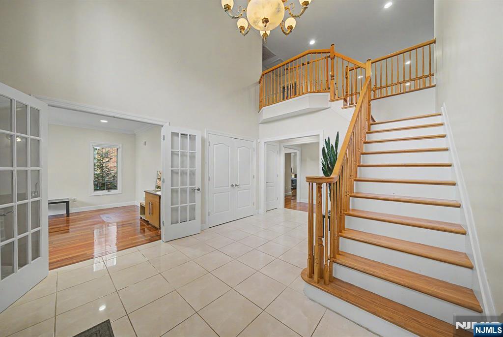 Homes for Sale in Northern NJ | ThisIsRiverEdge.com 217 Lyncrest Road