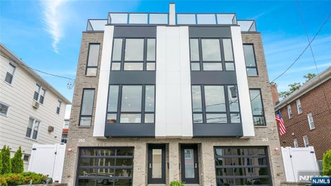 Photo of 255 Morningside Avenue, Cliffside Park, NJ 07010 (MLS # 26026023)