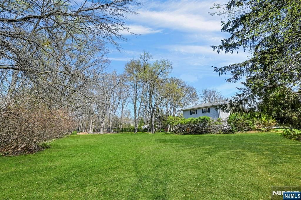 Photo of 664 Woodside Avenue, River Vale, NJ 07675 (MLS # 26011833)