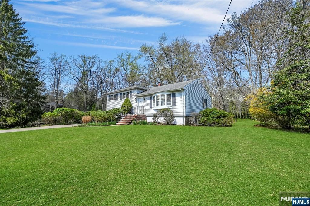 Photo of 664 Woodside Avenue, River Vale, NJ 07675 (MLS # 26011833)