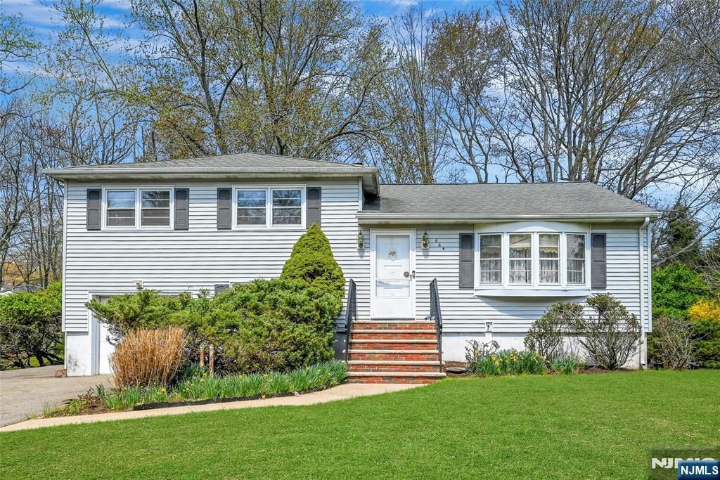 Photo of 664 Woodside Avenue, River Vale, NJ 07675 (MLS # 26011833)