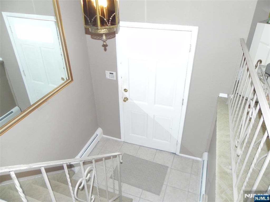 16 Elizabeth Court