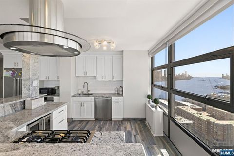 Photo of 6050 E John F Kennedy Boulevard #20G, West New York, NJ 07093 (MLS # 26001397)