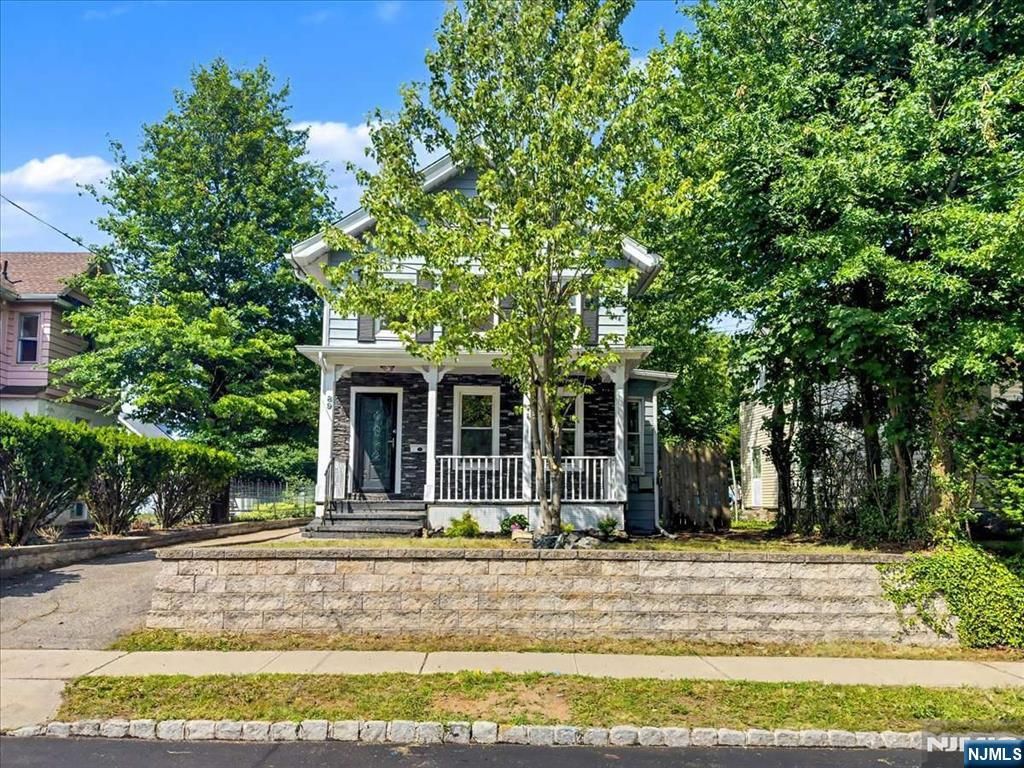 Photo of 89 Hamilton Avenue, Englewood, NJ 07631 (MLS # 26025808)