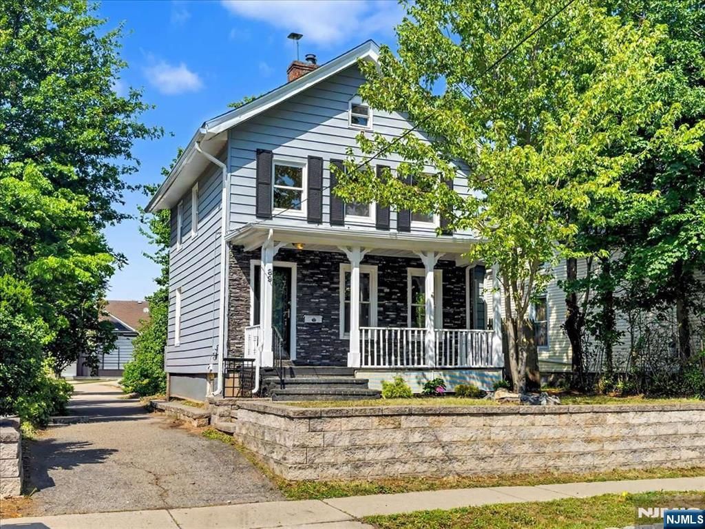 Photo of 89 Hamilton Avenue, Englewood, NJ 07631 (MLS # 26025808)