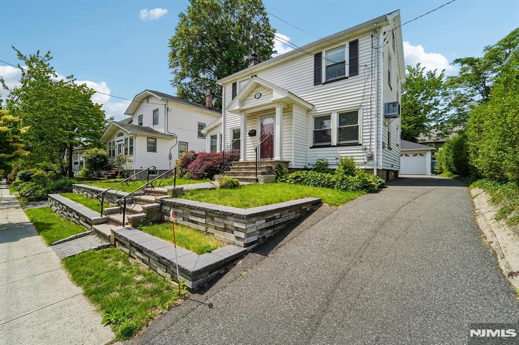 34 Cypress