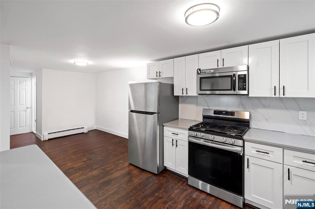 1315 Anderson Avenue 32