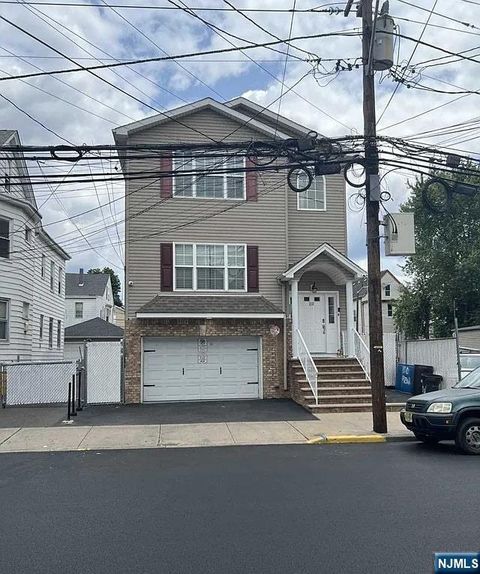 Photo of 110 Redwood #PT112, Paterson, NJ 07522 (MLS # 25044235)