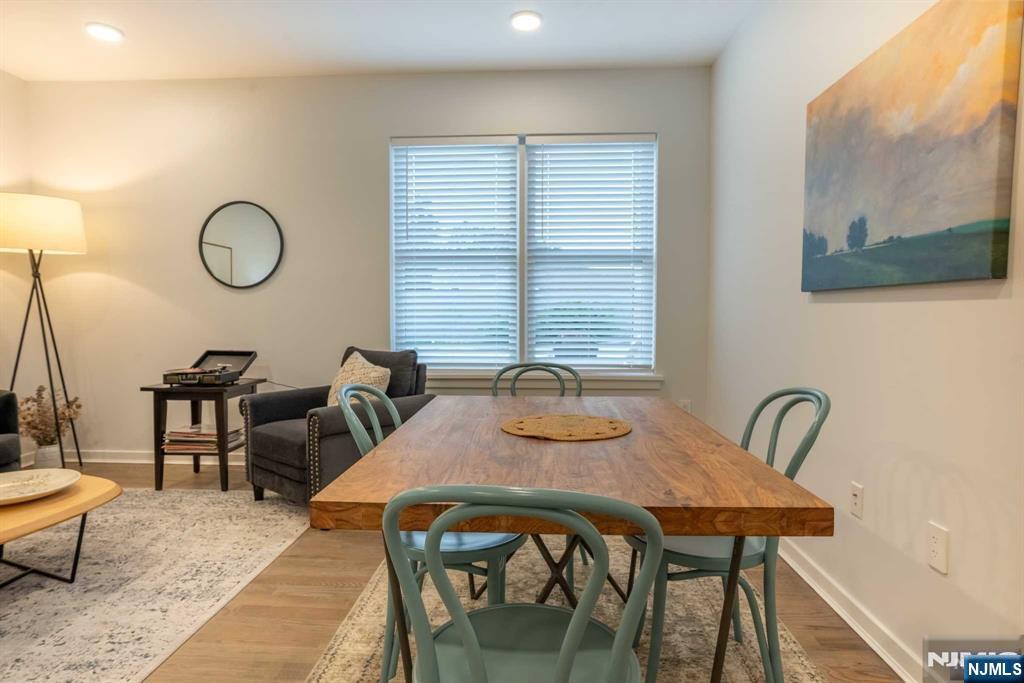 660 Bloomfield Avenue 403