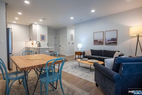 660 Bloomfield Avenue 403 Bloomfield NJ 07003