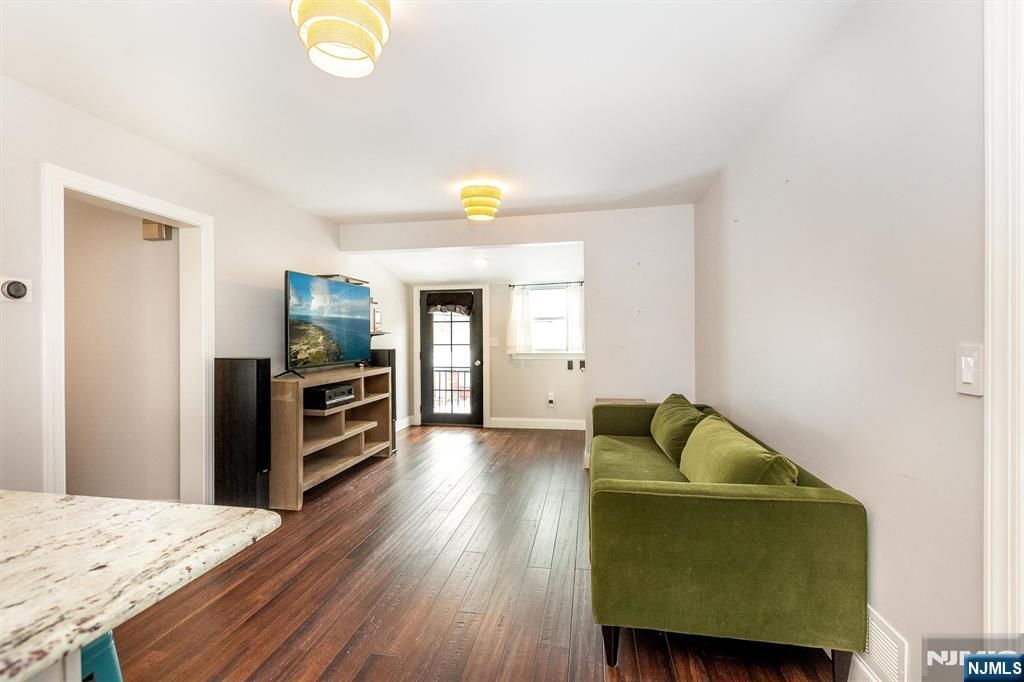 Photo of 19 Pinecrest Terrace, Wayne, NJ 07470 (MLS # 26005285)