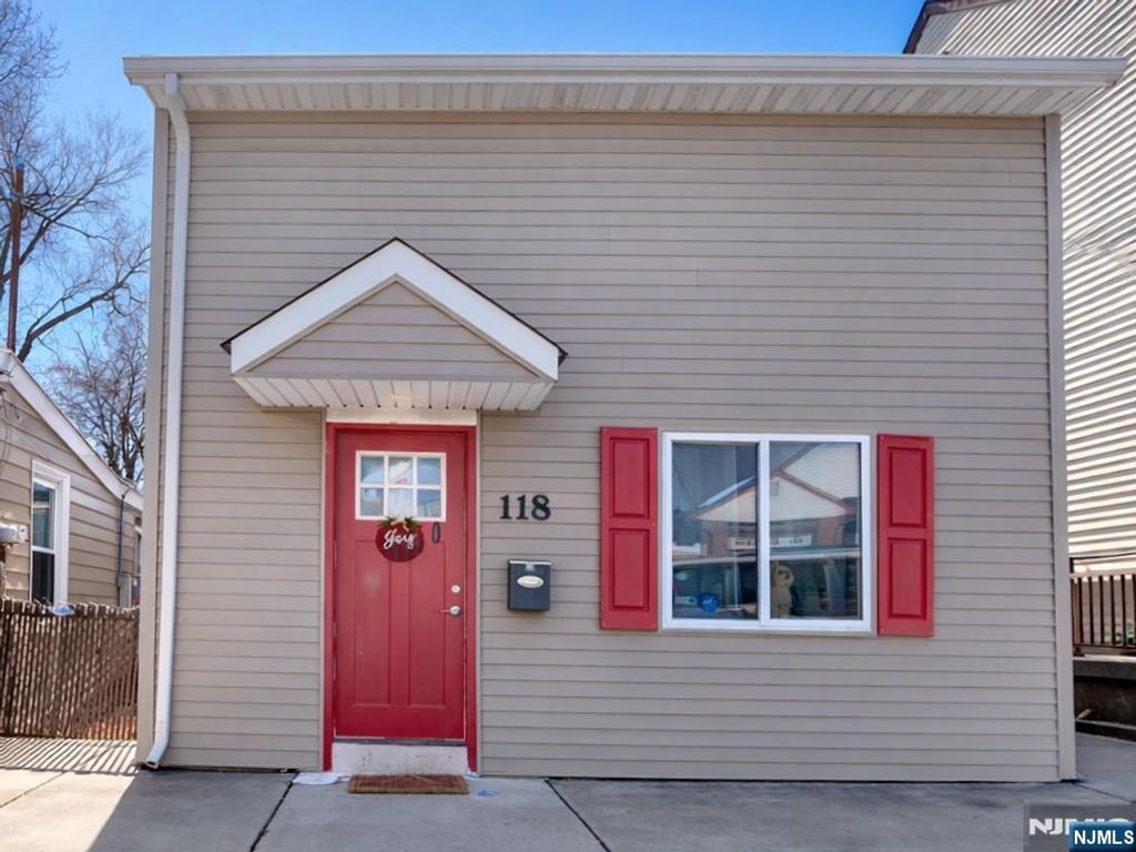 Photo of 118 Carlisle Avenue, Paterson, NJ 07501 (MLS # 26006728)