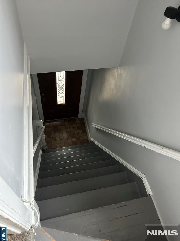 39 Anderson Avenue 2