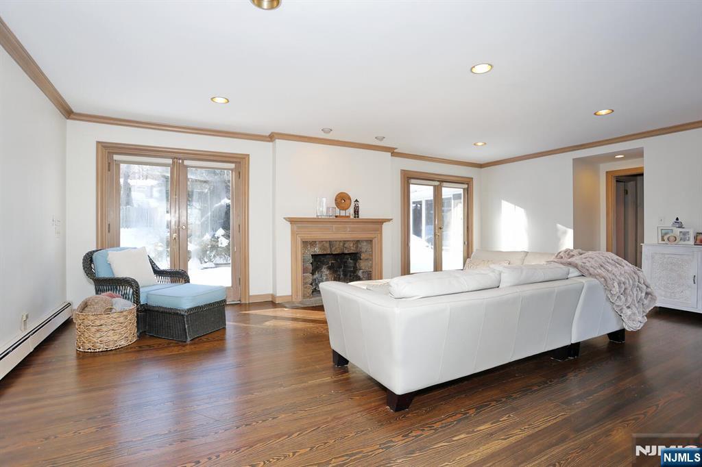 28 Bear Mountain Road