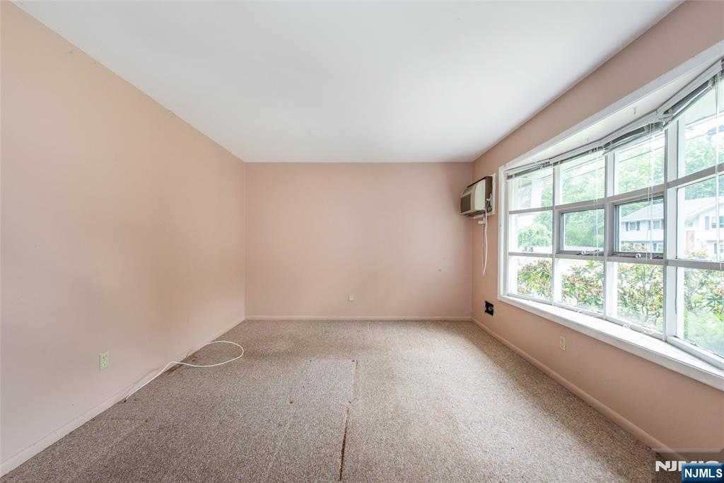 34 Emerson Road