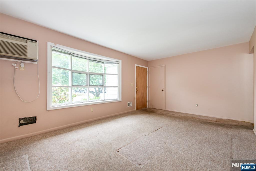 34 Emerson Road