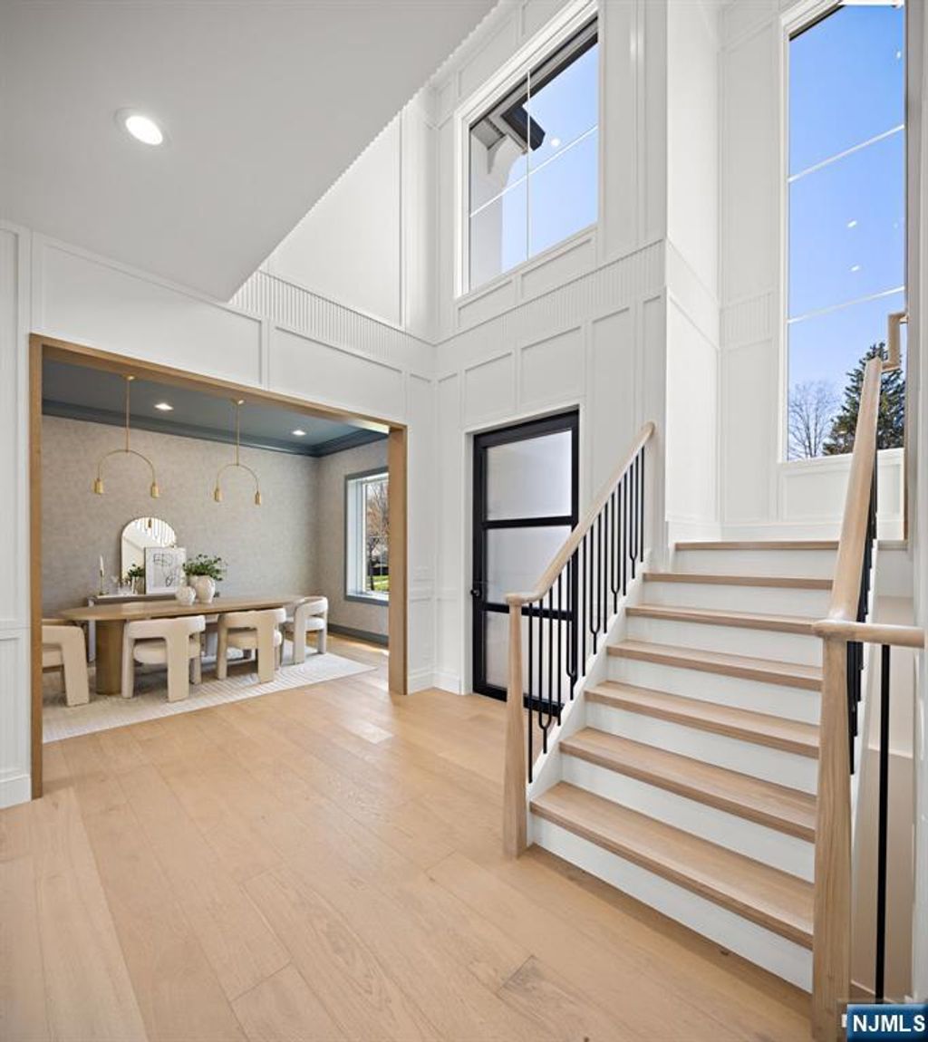 Photo of 27 Garret Place, Glen Rock, NJ 07452 (MLS # 26011006)