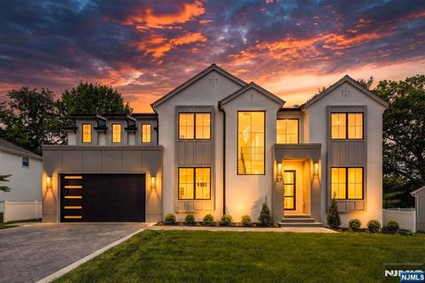 27 Garret Place Glen Rock NJ 07452