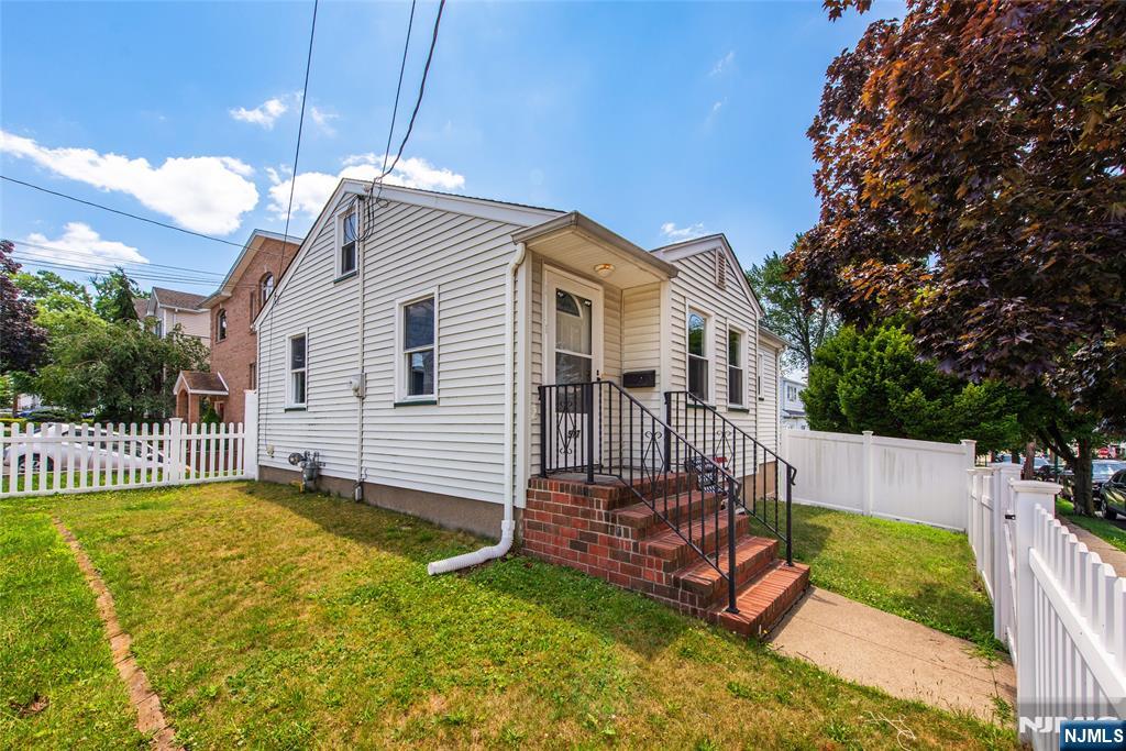 517 1st Street